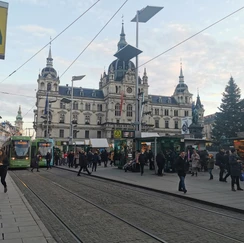 praznični graz, potovanje v avstrijo, izlet v avstrijo, praznična avstrija, avstrija božični sejmi, sejmi v grazu, božični sejmi v grazu, gradec, gradec božični sejmi, božični sejem v gradcu, praznični gradec, home exchange, zima, počitnice, šolske počitnice, krompirjeve počitnice, kam z mulcem, kam na izlet, družinske počitnice, potovanje blizu slovenije, izlet v avstrijo, novo leto, prižig lučk