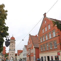 Nemčija, Nemčija prazniki, potovanje v nemčijo, nemška romantična cesta, kranjska gora, affenberg, gora opic, potovanje z otroki, potovanje z otrokom, potovalni načrt, nemčija potovalni načrt, home exchange, nemčija home exchange, rothenburg, romantična nemčija, travel germany, germany, germany travel, deutschland, visit germany, family travel, travel family, romantic road, europe cities, europe romantic cities, oettingen, bayern, homeexchange, home exchange germany, flowers, garden, sea, pag, smokvica, otok pag, pag hrvaška, vrt, družinske počitnice, kam za prvi maj, prvomajske počitnice, poletne počitnice, šolske počitnice, prazniki, prazniki slovenija, prazniki slovenija 2023, prazniki avstrija, avstrija prazniki, avstrija prazniki 2023, Nordlingen, Harburg, Sommersdorf, Rothenburg ob der Tauber, Augsburg, Dinkesbuhl, Donauworth, Wurzburg, Wassertredingen