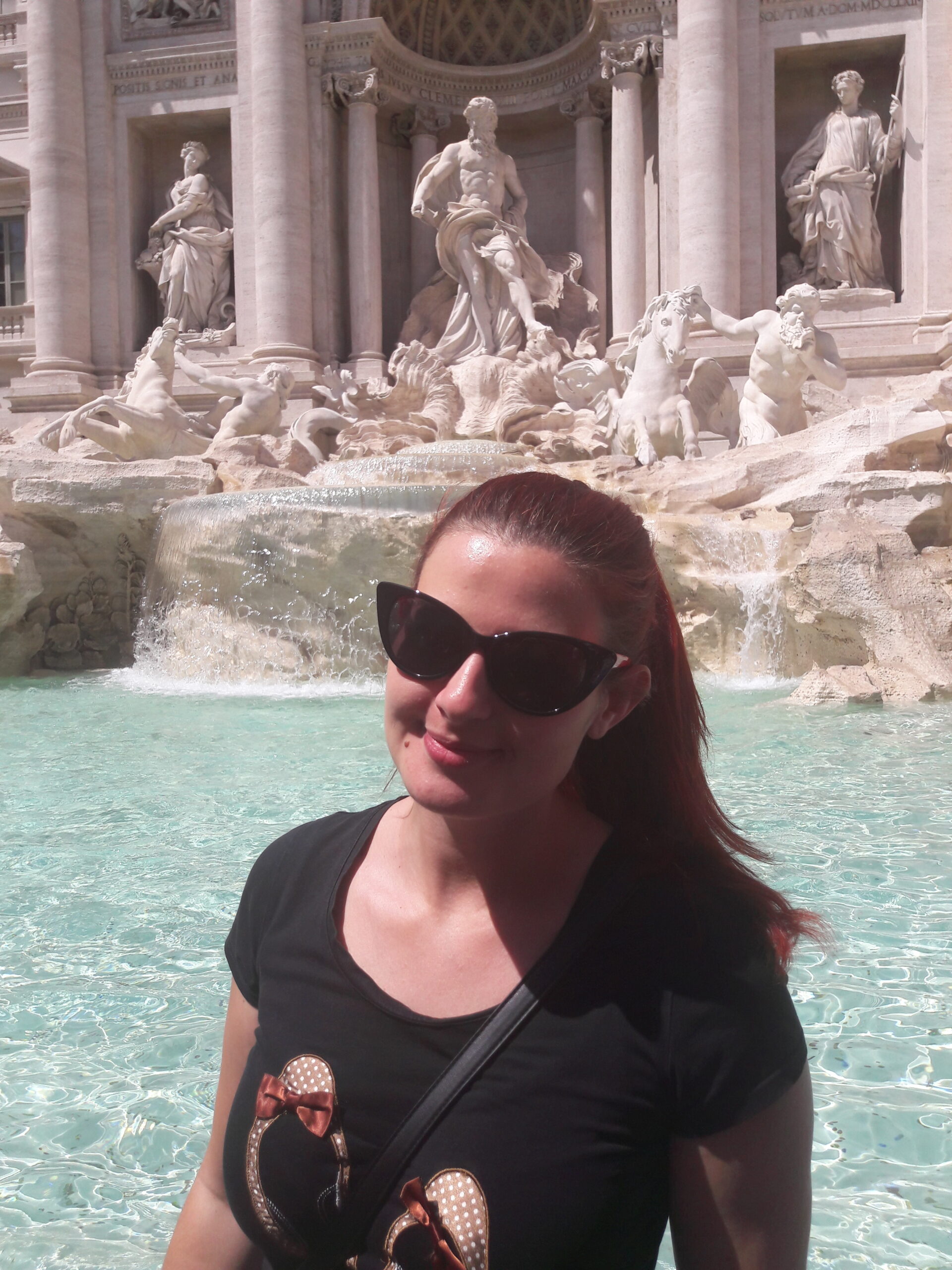 Fontana di Trevi, Rome, Rim, rim za prvi maj, prvi maj rim, prvomajske počitnice, kam za prvi maj, kam za prvomajske, rim z avtom, rim z vlakom, družinske počitnice, družinske počitnice v italiji, italija, rim, italija, rim z vespo, vespa, rim prevoz, rim v dvoje, roma, rome, pizza, napoli