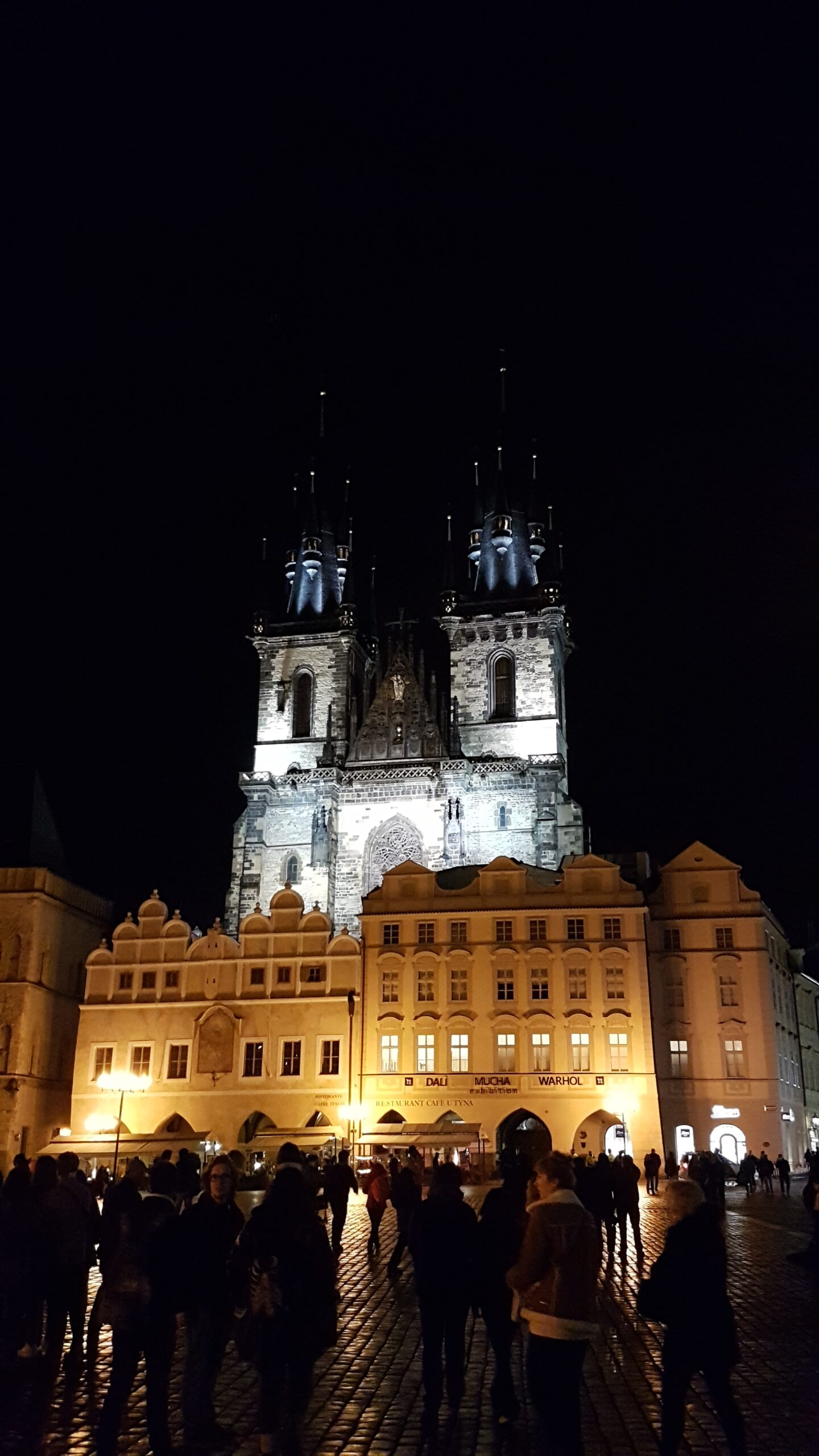 Praga, Češka, praga češka, potovanje praga, praga potopis, praga prvi maj, prvi maj, prvomajske počitnice, kam za 1 maj, prvi maj češka, prvi maj praga, prvi maj evropa, prvi maj poceni, poceni prvi maj, poceni potovanje za prvi maj, prvomajske počitnice z avtom, družinske počitnice, družinske počitnice za prvi maj, družinske počitnice praga