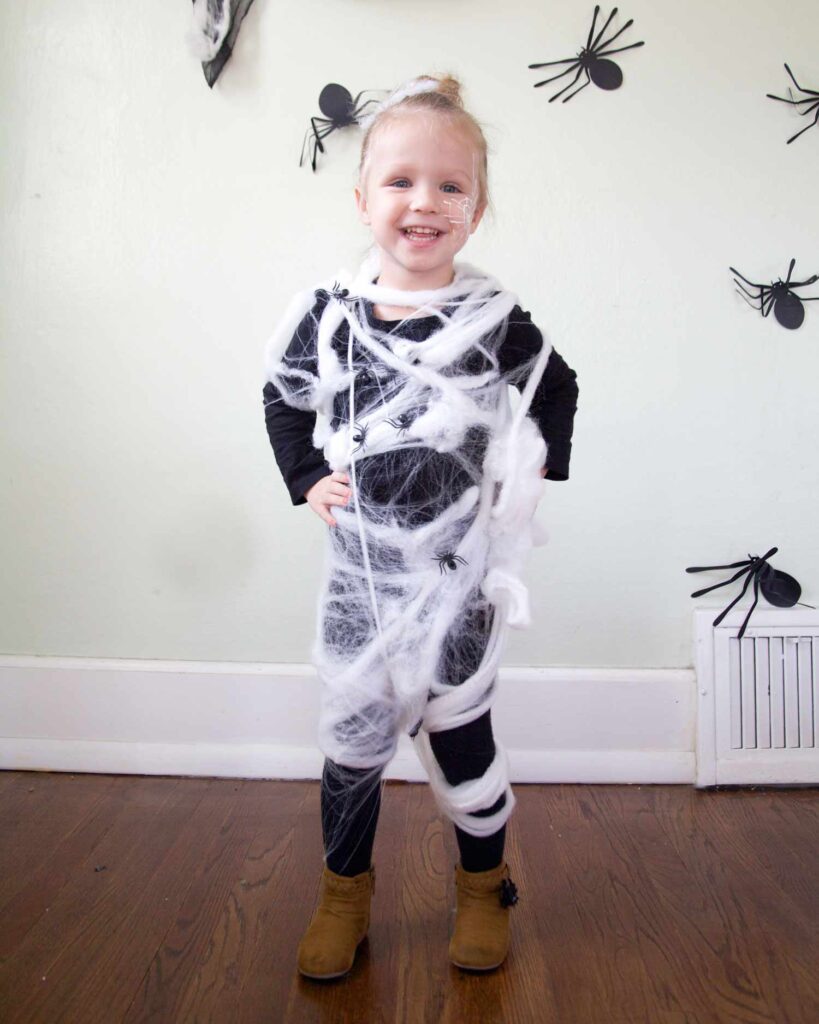 noč čarovnic za otroke, noč čarovnic, noč čarovnic ideje, kam za noč čarovnic, kam za halloween, dogodki 31. oktober, 31. oktober, 31.10.2023, noč čarovnic 2023, halloween 2023, halloween za otroke, kostumi za halloween, kostumi za noč čarovnic, buče za noč čarovnic, aktivnosti za otroke, zabava za noč čarovnic, recepti za noč čarovnic, polna luna