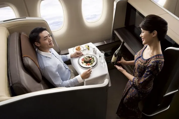 singapore airlines, quatar airways, all nippon airways, emirates, japan airlines, turkish airlines, air france, cathay pacific airways, eva air, korean air, najboljše letalske družbe, best airlines in the world, skytrax, skytrax 2023, najboljša letalska družba, potovanje, potovanja