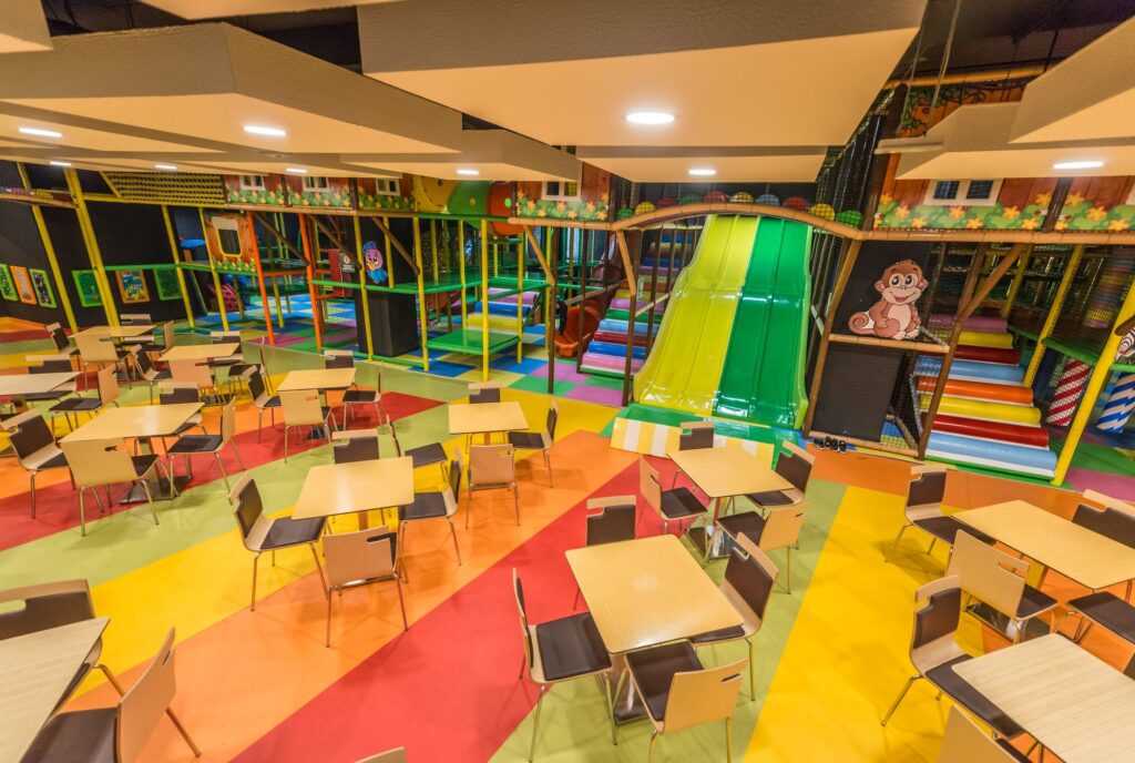 igralnice za otroke, zumma kids, mala ulica, igralnice za otroke ljubljana, ljubljana igralnice, kam z otrokom v ljubljani, ljubljana, notranje igralnice za otroke, dogodki v ljubljani za otroke, dogodki za otroke, dogodki za otroke v ljubljani, predstave za otroke, igralnica, igralnica ljubljana, najboljša igralnica, igralnica za malčke, igralnica z lokalom, igralnice z lokalom, DC Mala ulica, družinski center mala ulica, trideseta, lollipop, planet lollipop, igralnica aleja, aleja igralnica, igralnica lollipop, lollipop igralnica, lolliland, igralnica lolliland, igralnica btc, btc igralnica, igralnice slovenija, notranje igralnice, notranje igralnice za otroke, notranje igralnice po sloveniji, lokali z igrali, igralni kotiček, igralnice po sloveniji