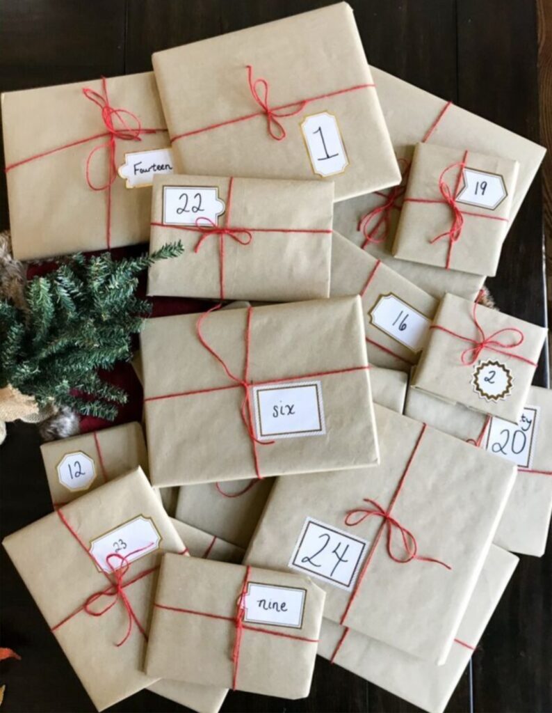 adventni koledar, diy adventni koledar, kako narediš adventni koledar, doma narejeni adventni koledar, advent, adventni koledar za otroke, za otroke, otroški adventni koeldar, adventni koledar naloge, naloge za adventni koledar, adventni koledar s knjigami, kdaj je prva adventna nedelja, adventna nedelja, december 2023, ideje za adventni koledar, knjižni adventni koledar, kdaj je adventna nedelja, advent, kaj je advent, adventne nedelje, otroške slikanice, najlepše pravljice, najlepše pravljice za otroke, božične zgodbe, božične pravljice, zimske pravljice, slikanice za otroke, zverjašček, palčič, trnovo robidovje, božič, lan in luna, morfem, gospa zima, zimski dan, božična jelka, božični piškoti, božično praznovanje, snežni medo, potipanka, kartonka božič, božičkovo pismo, mišek tip božič, hrestač, kdaj se prižgejo lučke v ljubljani, prižig lučk 2023, prižig lučk ljubljana, prižig lučk ljubljana 2023, veseli december
